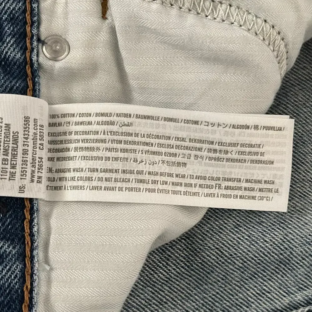 Abercrombie & Fitch details brand