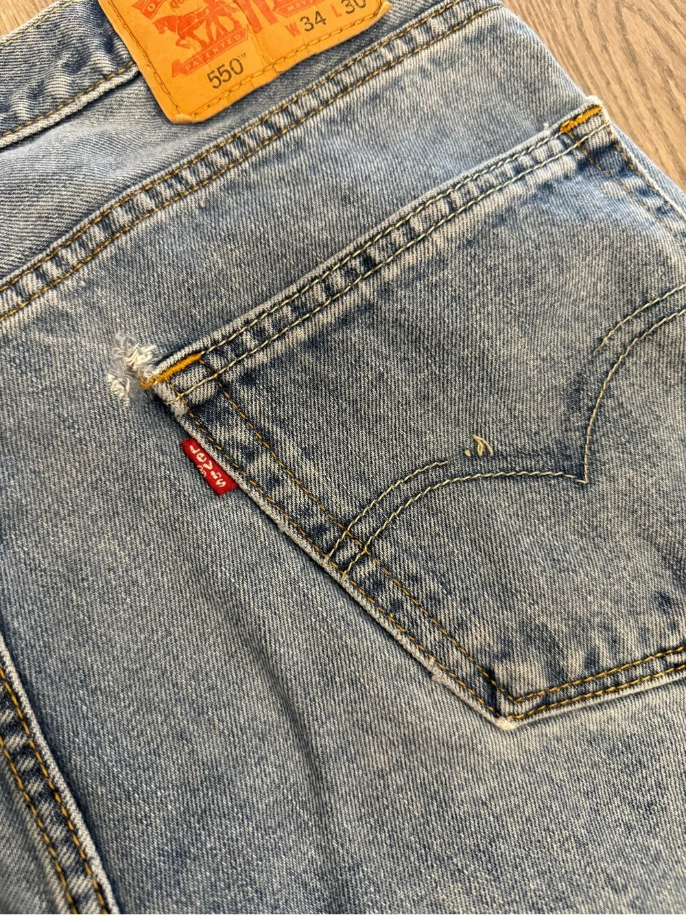 Levis levi 550