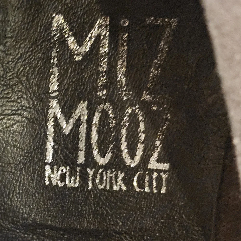 Miz Mooz miz mooz