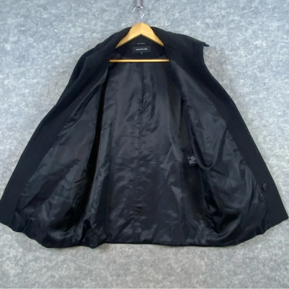 Jones New York 17” cashmere thank