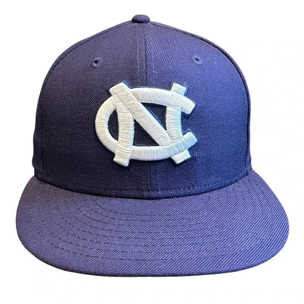 North Carolina Tar Heels Hat New Era 59FIFTY 7 3/8 Blue‎ 100% Wool