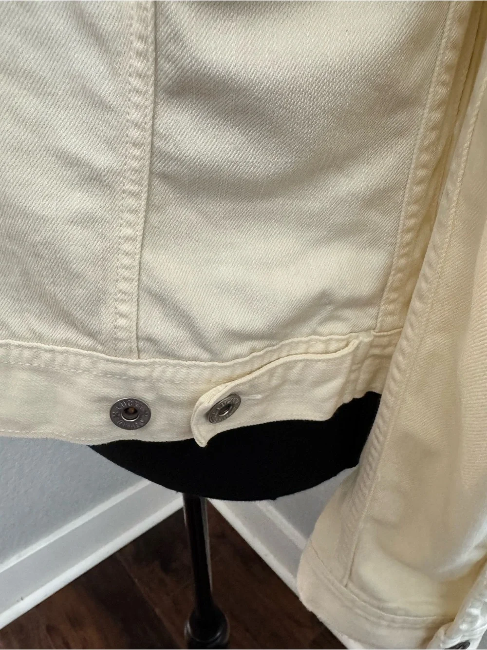 Lucky Brand cropped cream