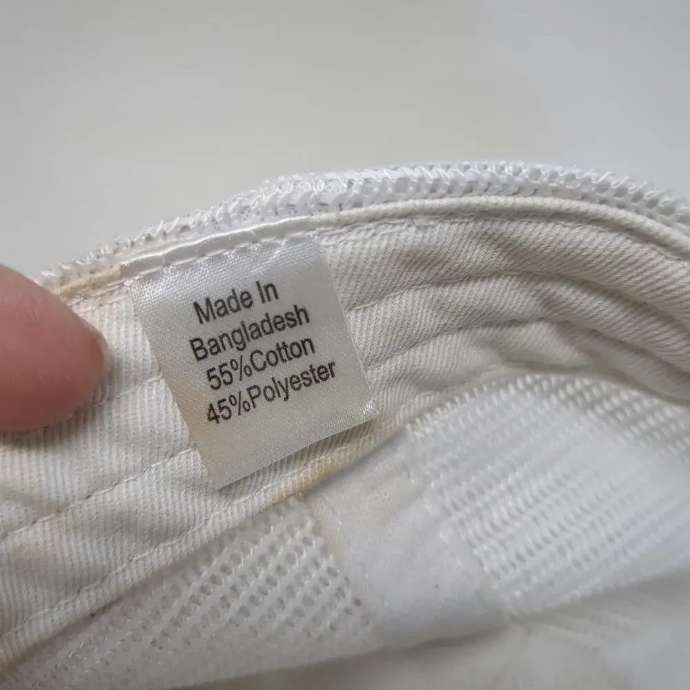 Unbranded white trucker