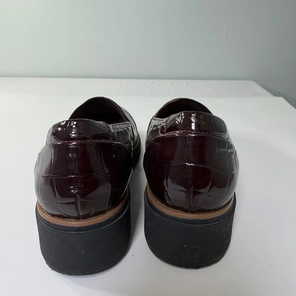 Clarks collection burgundy