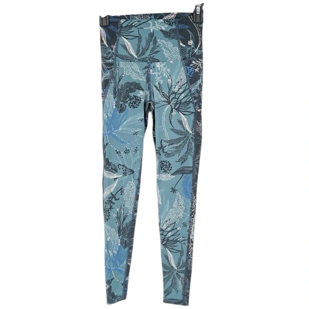 Maaji‎ Activewear High Rise Palms Depth Leggings: Tropical Blue Palm Leaf Print