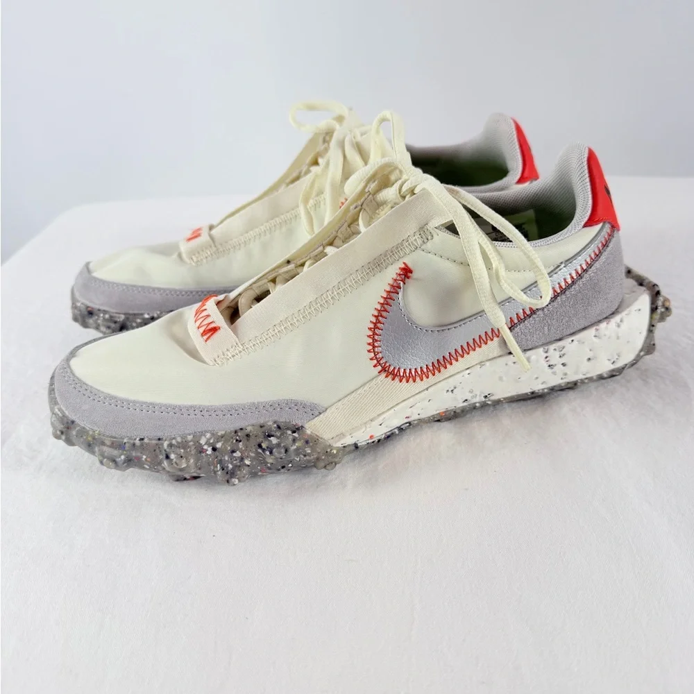 Nike woman waffle