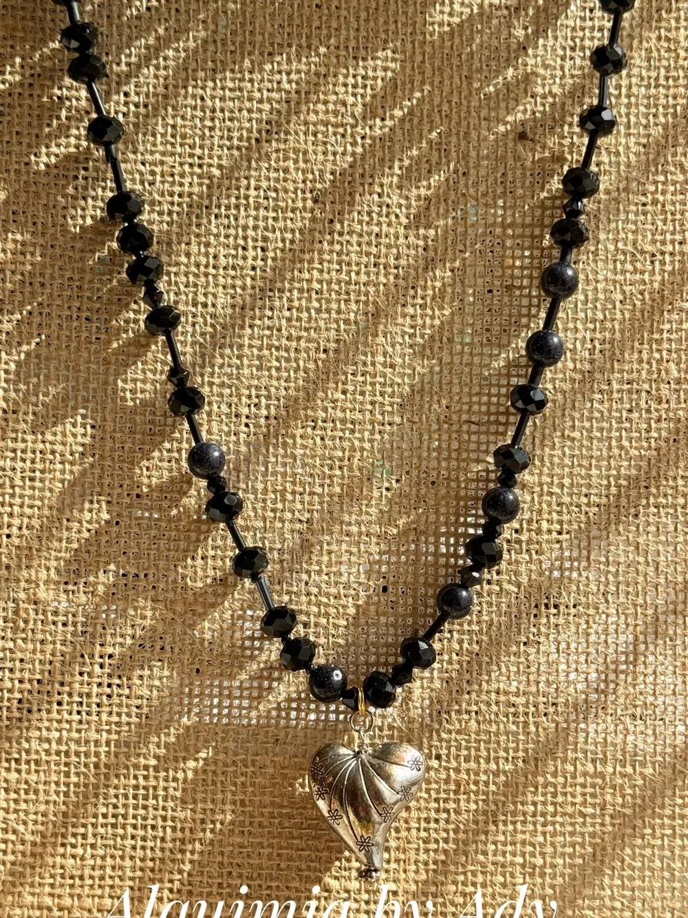 Alquimia striking black