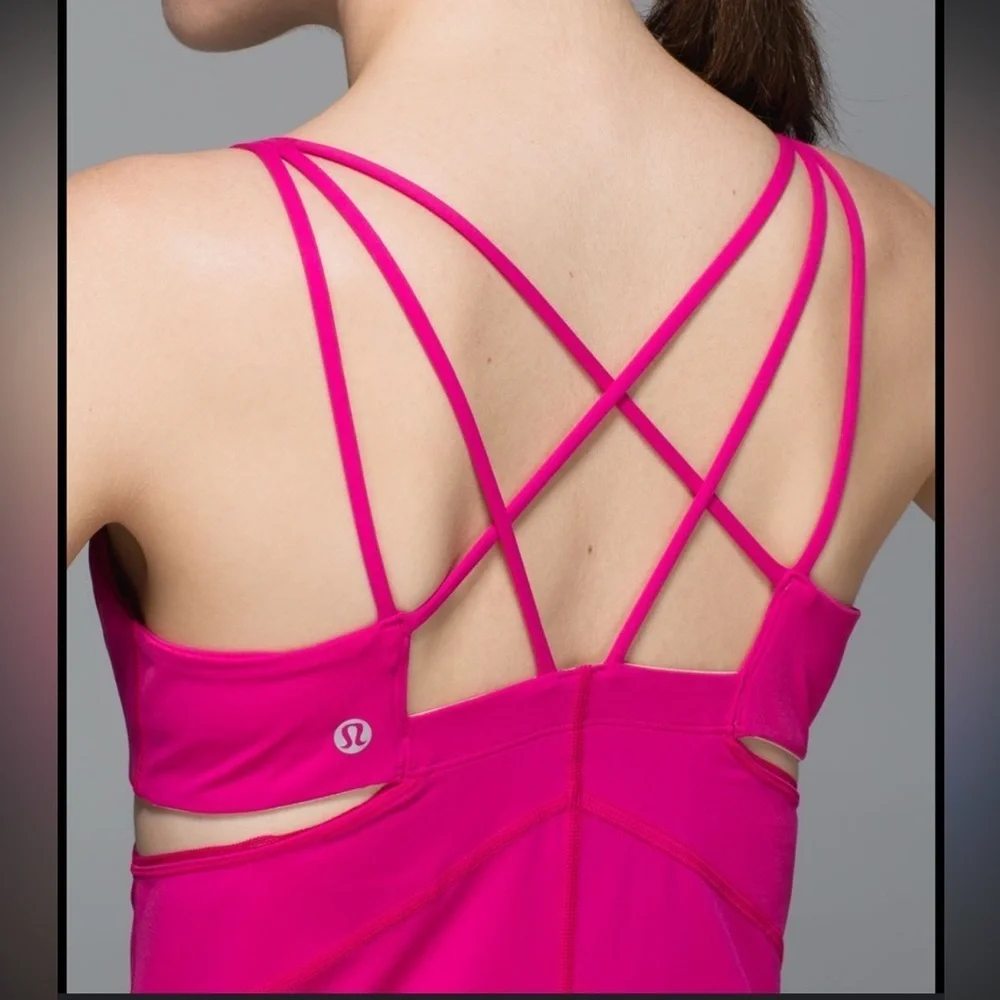 lululemon athletica features does perfect