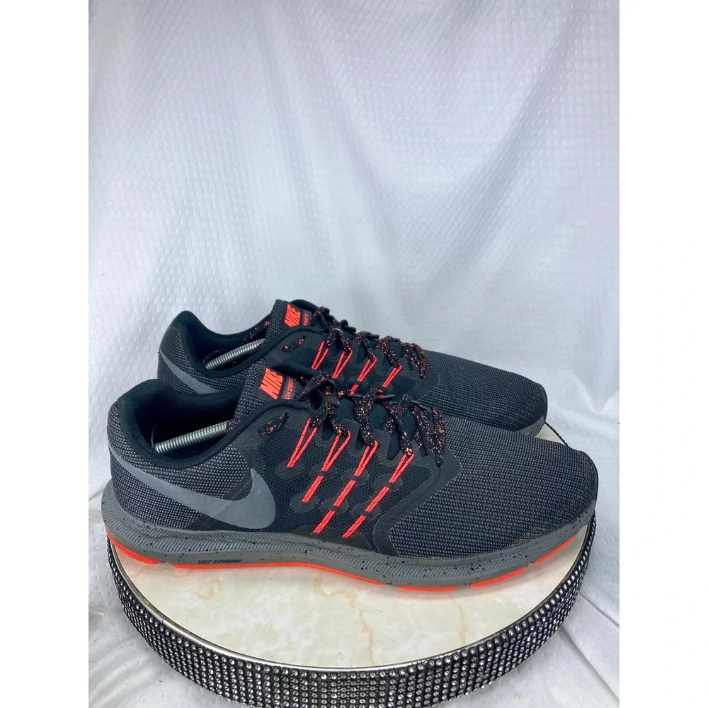 Nike these sneakers