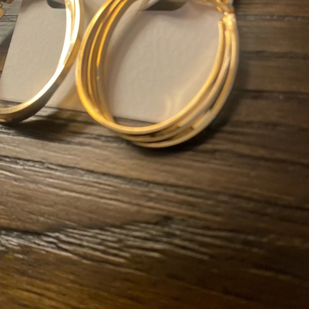 NEW Jessica Simpson gold tri-hoop earrings