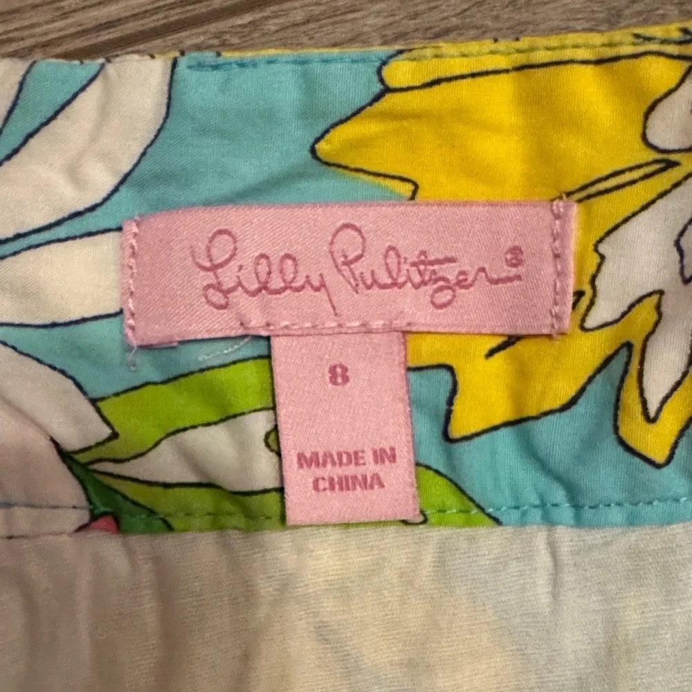 Lilly Pulitzer aqua detail