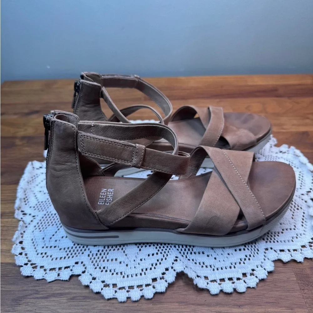 Eileen Fisher step out
