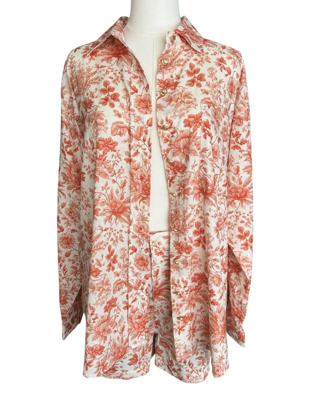 V. Chapman flat nwt