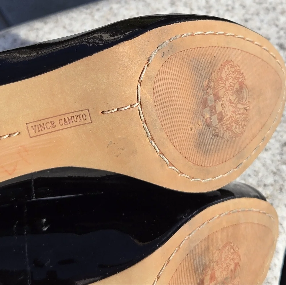 Vince Camuto vince camuto