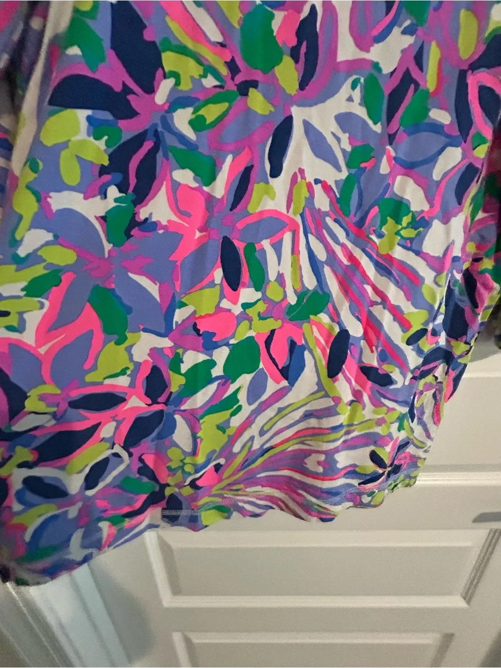 Lilly Pulitzer 29” 40”