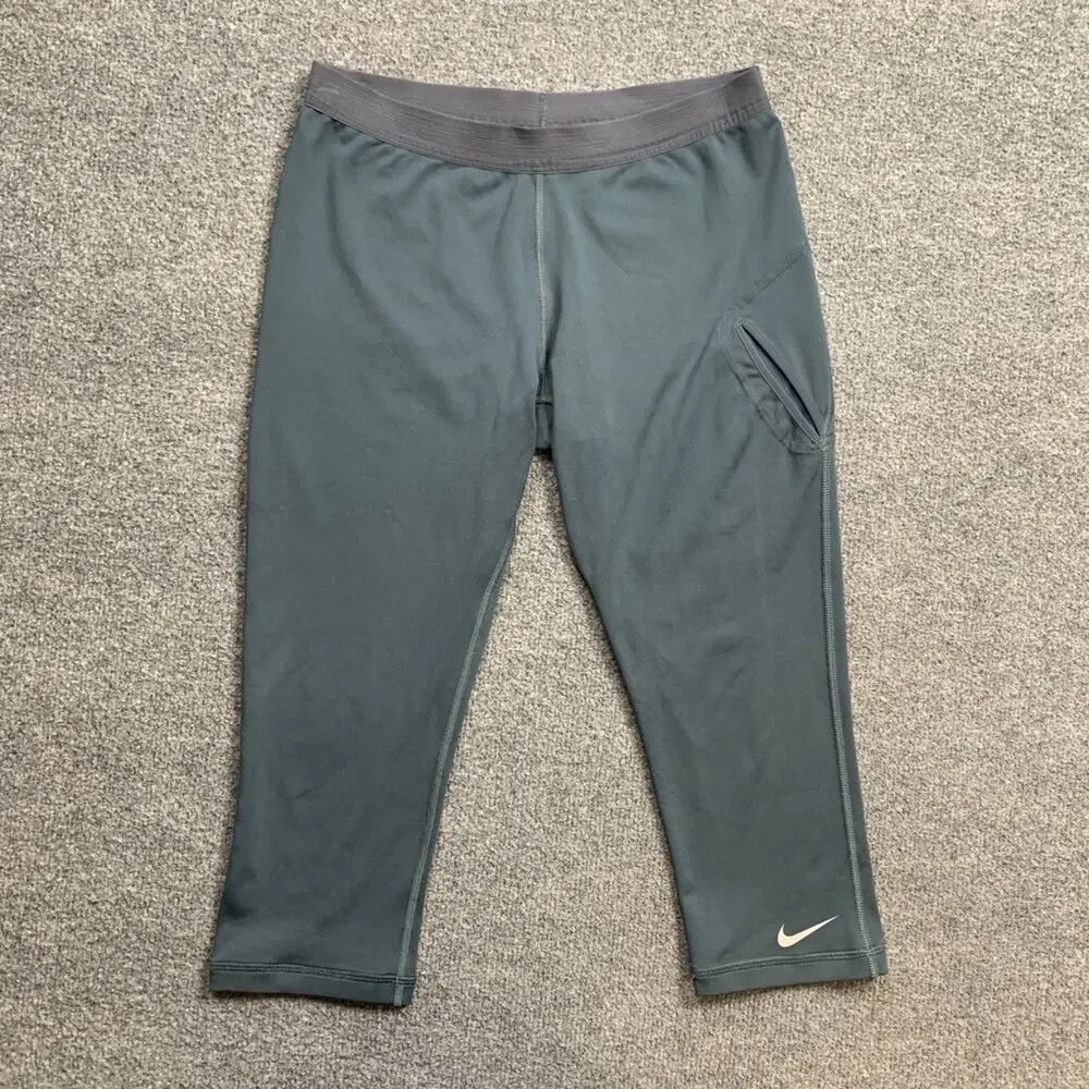 Nike capri leggings