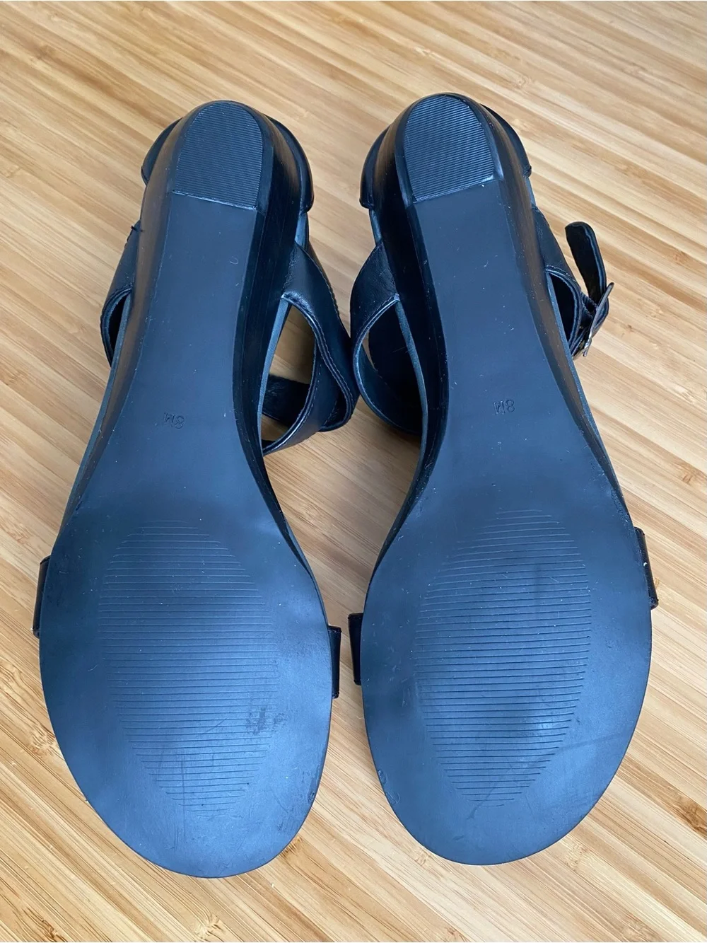 Matisse sleek black