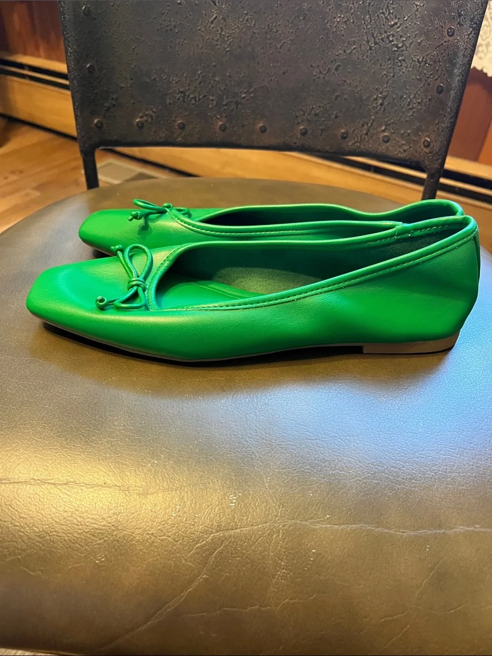 ON 34th running green