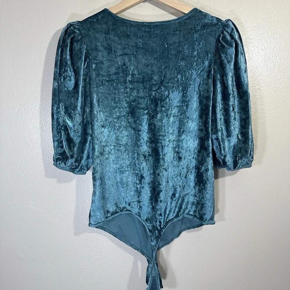 Free People Women's M Don't You‎ Wish Bodysuit Top Teal Velvet Deep V Neck NEW