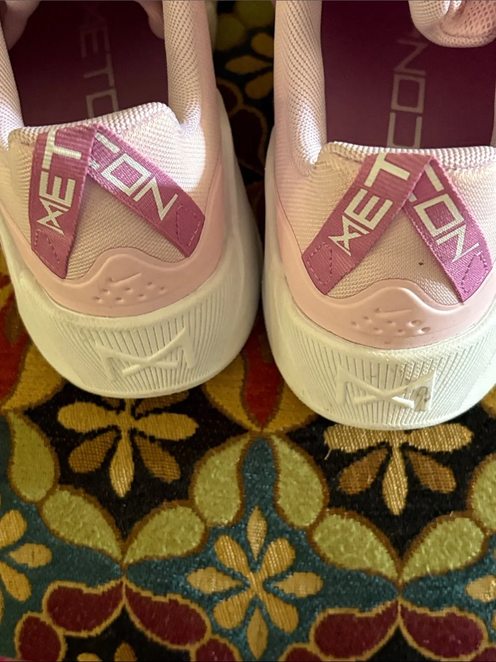 Nike soft light