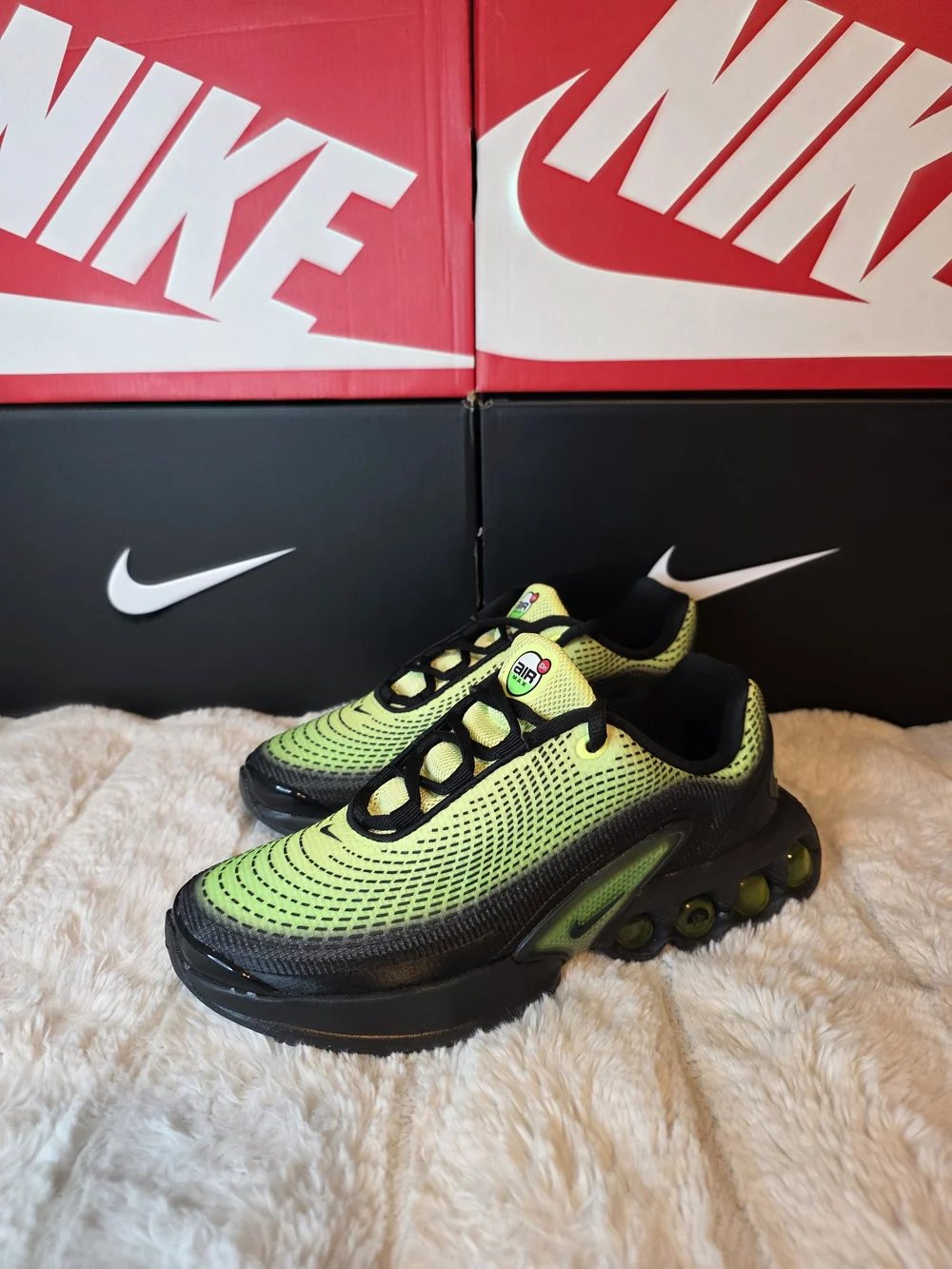 Nike kids running