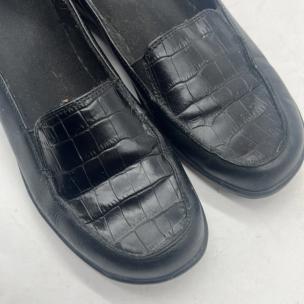 Clarks great preowned