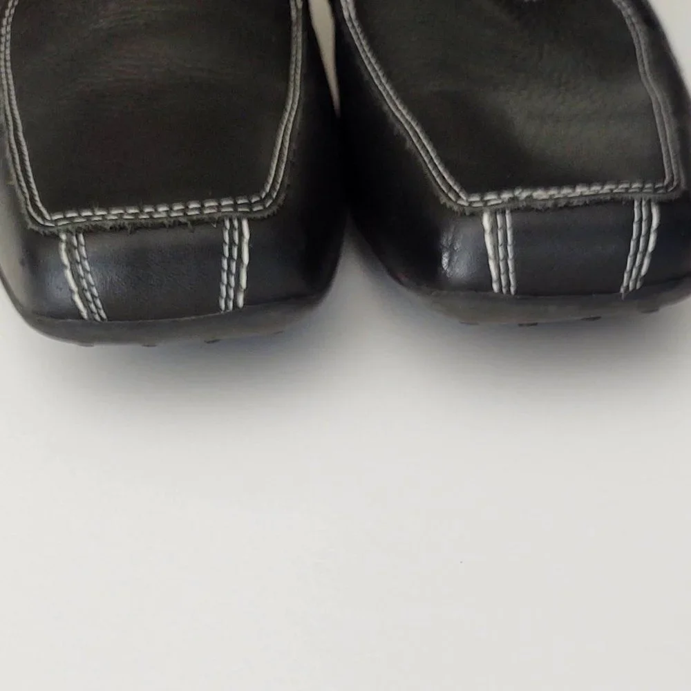 Black loafers with white contrast stitching 11 W
