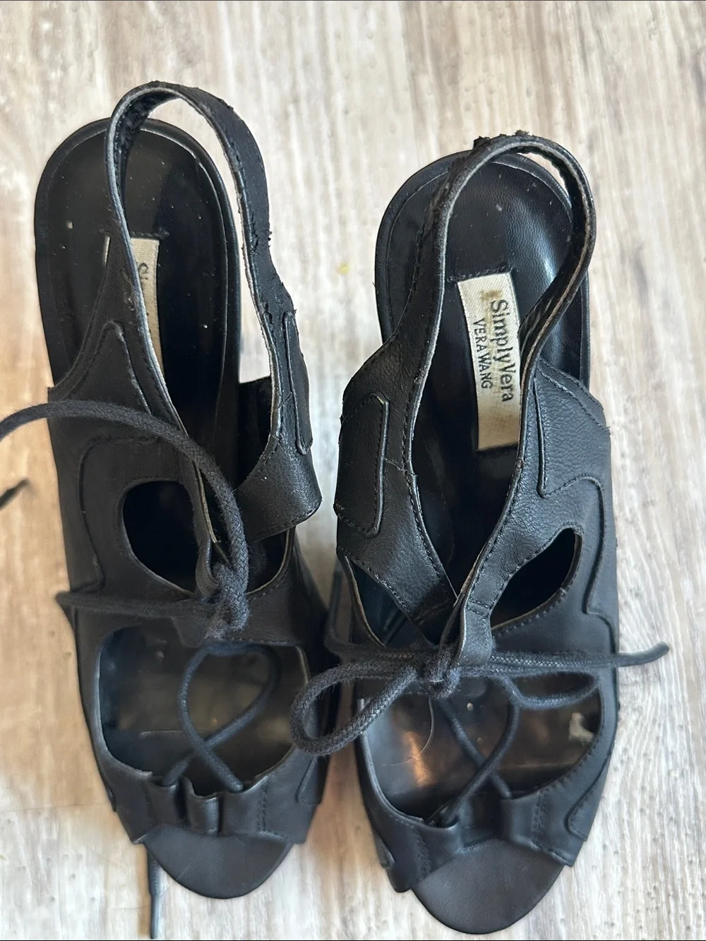 Simply Vera Vera Wang chic black
