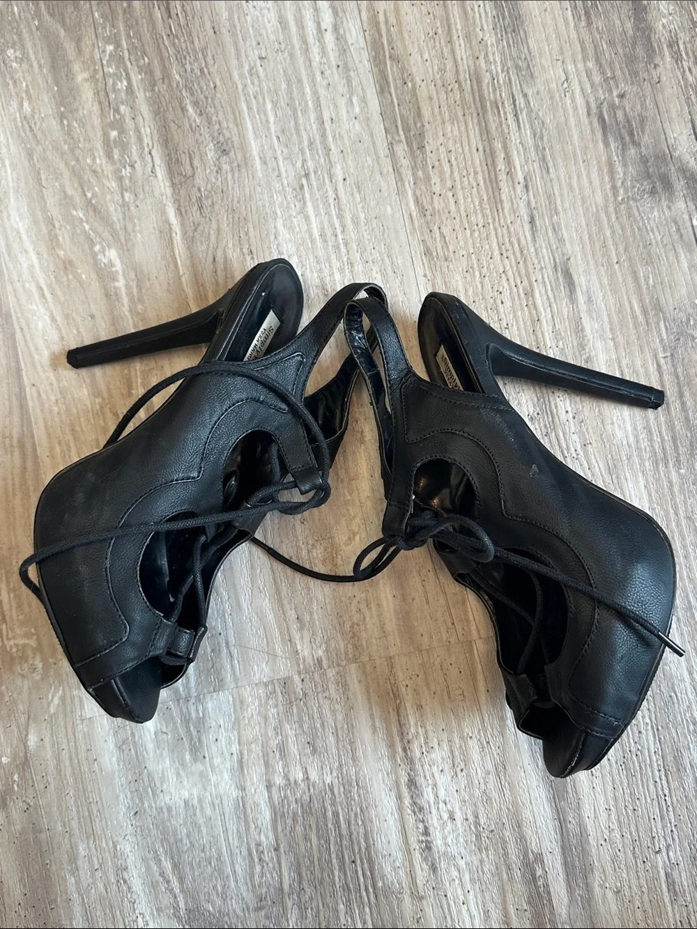Simply Vera Vera Wang chic black