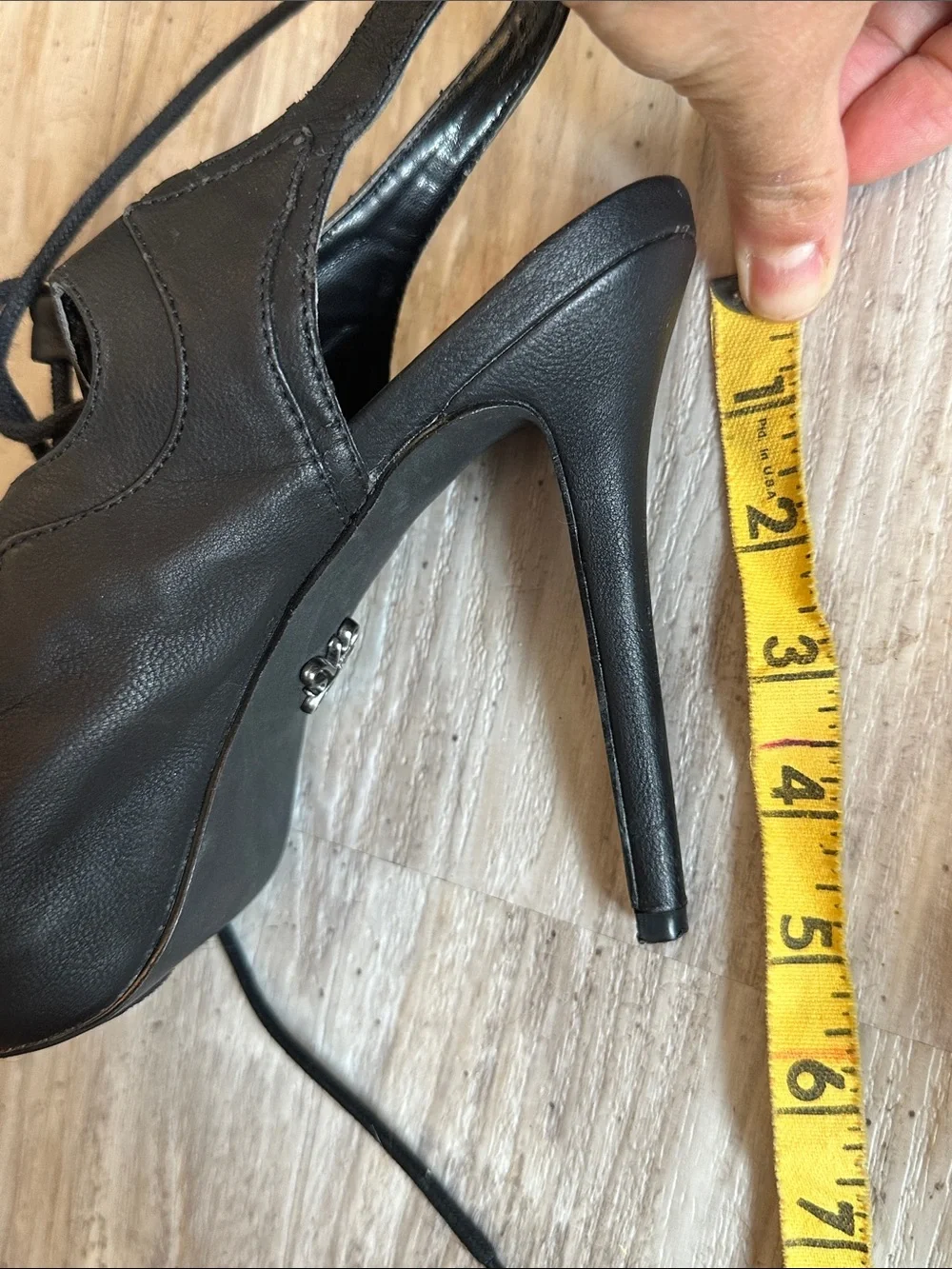 Simply Vera Vera Wang chic black