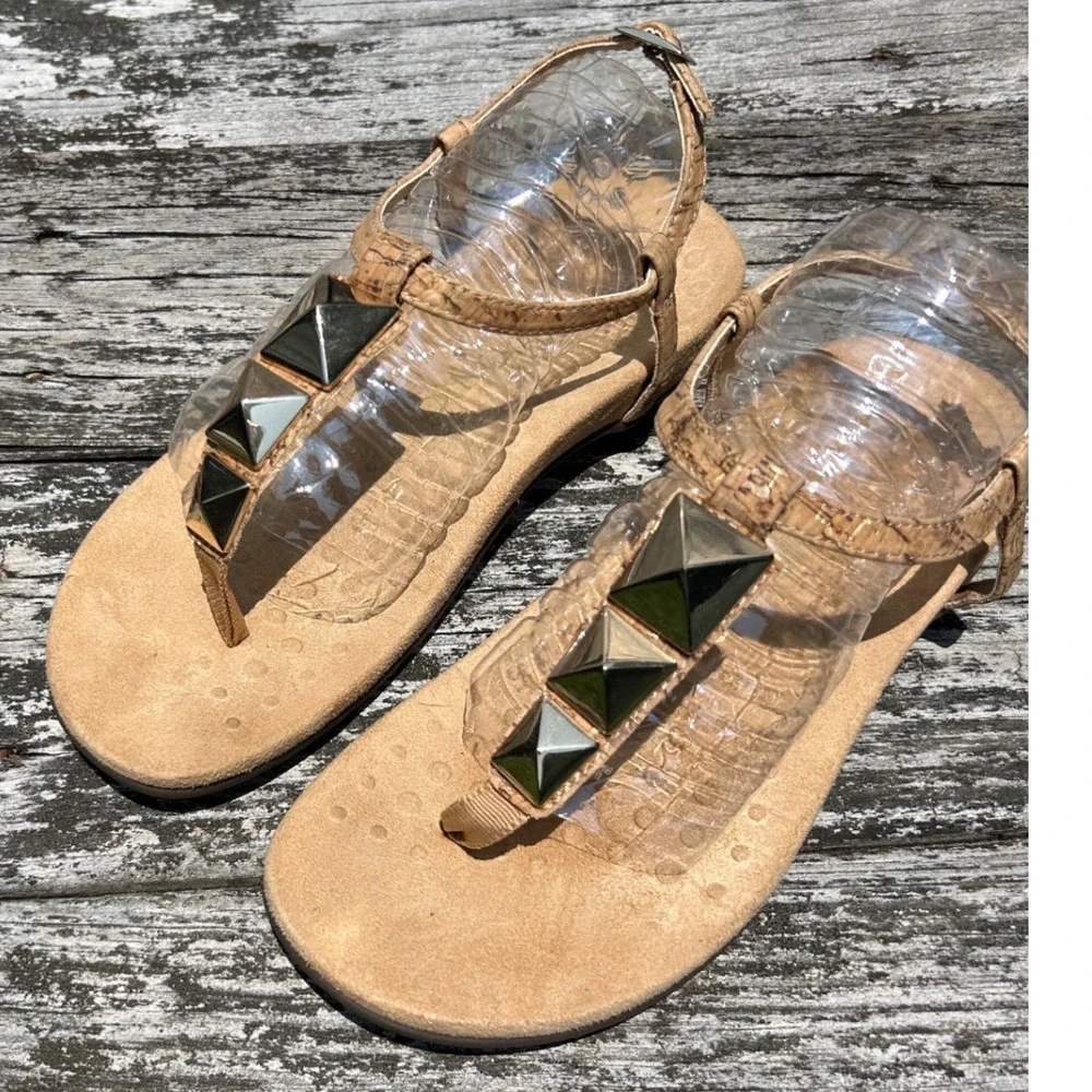 Vionic Monala Cork Studded Slingback Sandals Tan Gold Pyramid Thong Womens 7