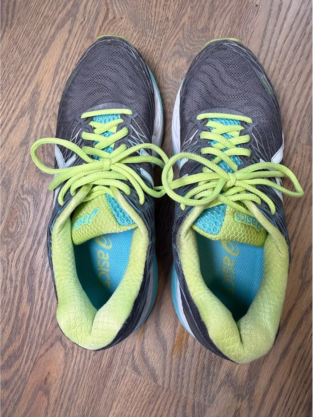 Asics these gel
