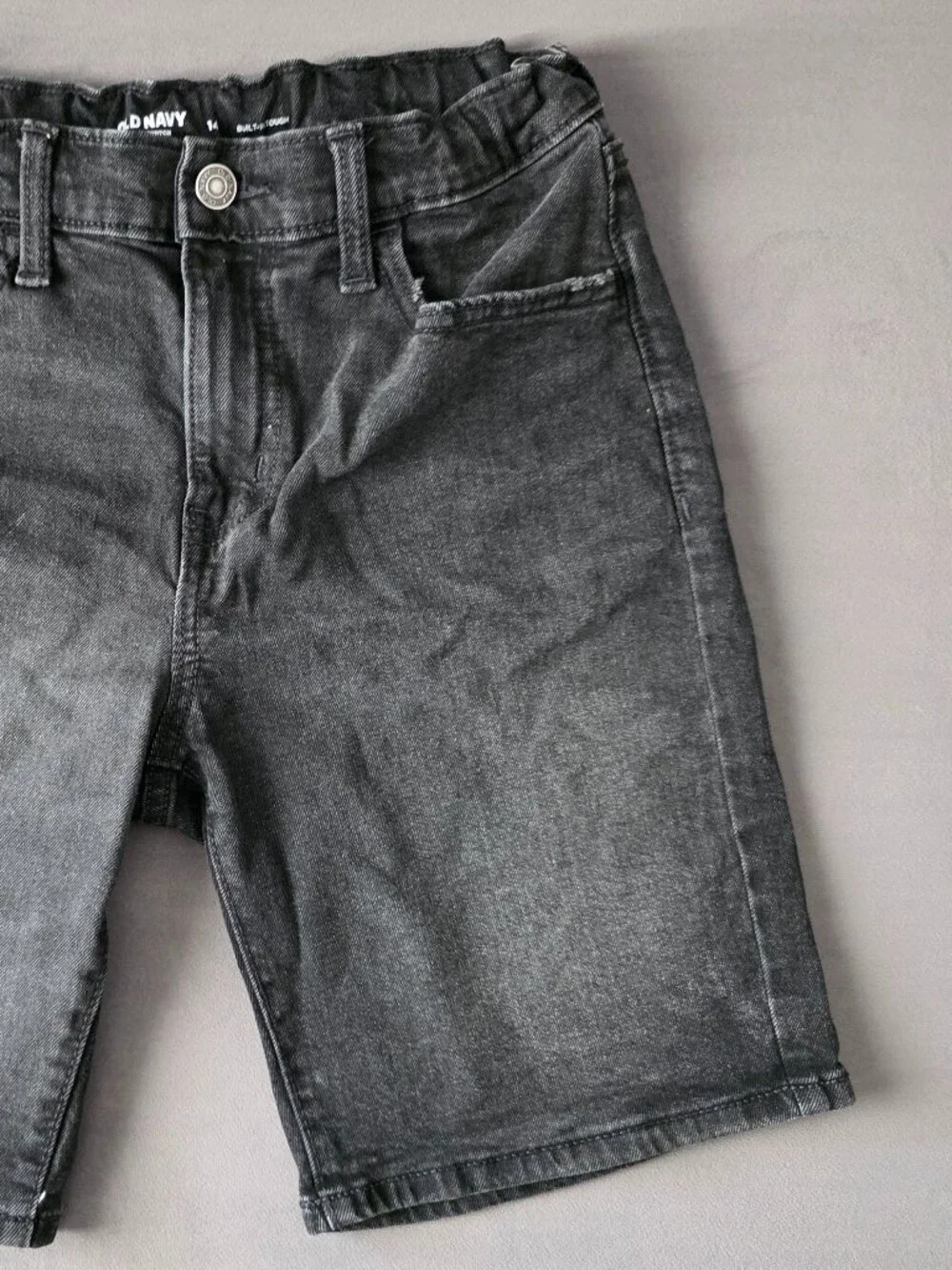 Old Navy Boys Denim Jean Shorts Size XL (14–16) – Excellent Condition