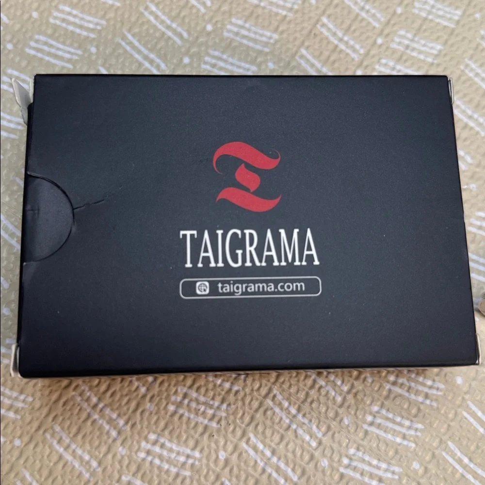 Tiagrama elegant gold