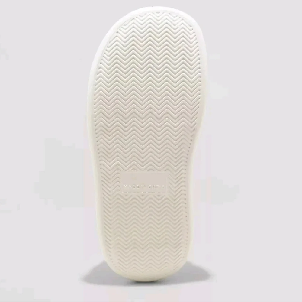 Kids' Percy Wink Smiley Face Clog Slippers - art class Ivory M(2-3)