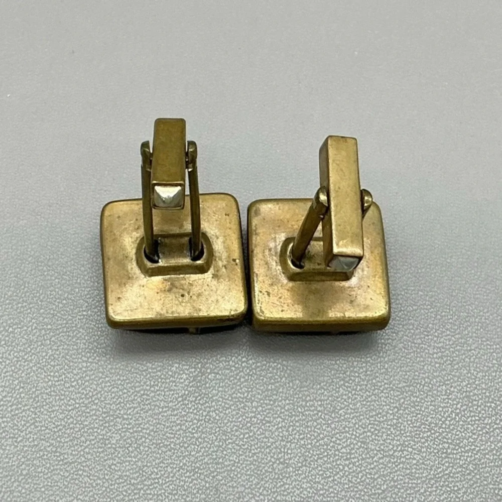 The Unbranded Brand vintage cufflinks