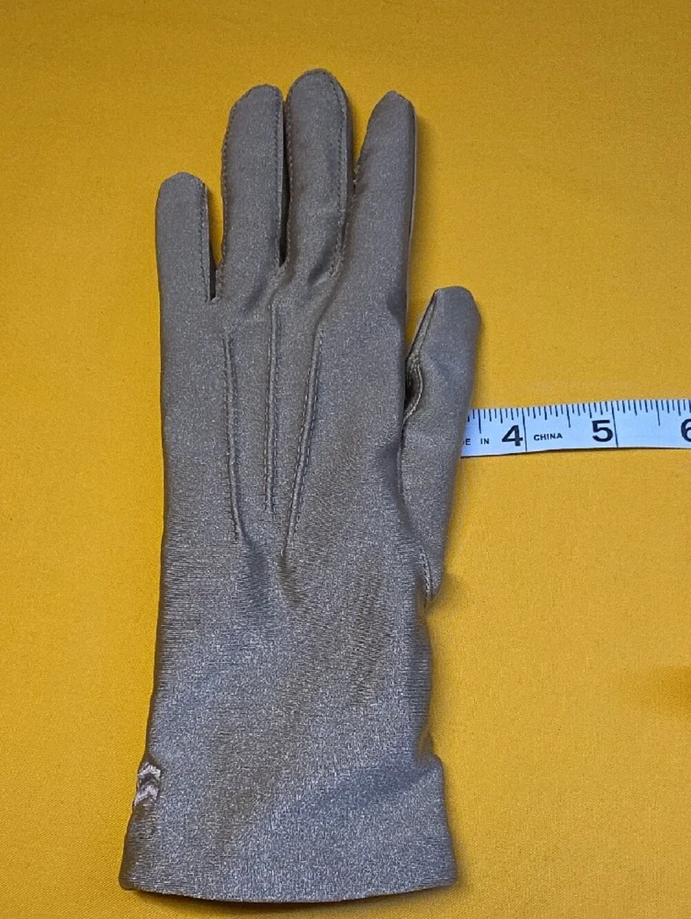 Isotoner Women's Spandex Winter Gloves with Leather Accents - One Size Fits Most
