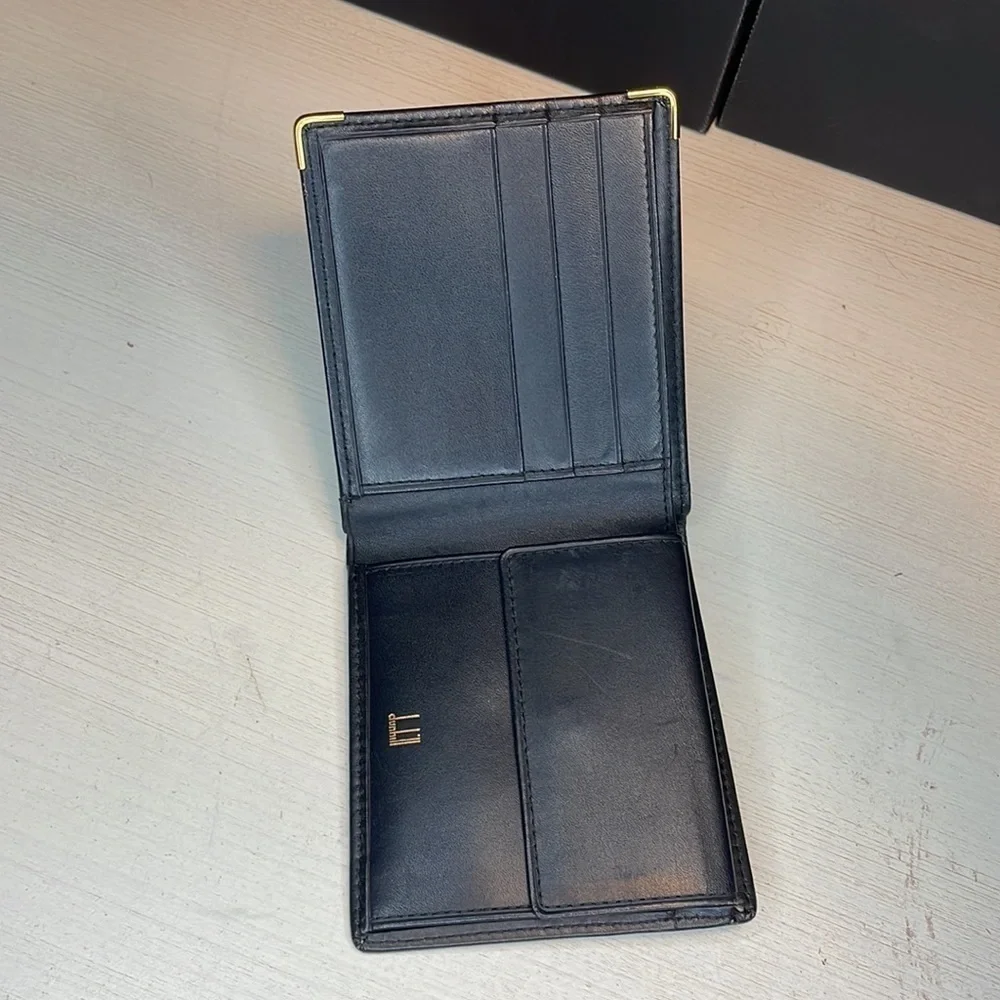 Dun Hill authentic dunhill
