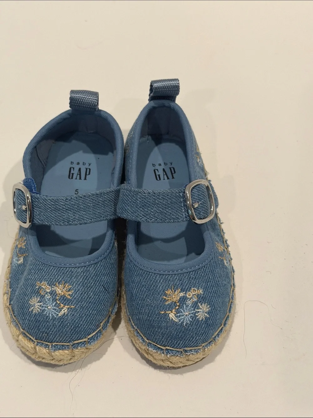Baby Gap sz 5 Kids Blue Denim Mary Jane Espadrilles embroidered shoes summer EUC