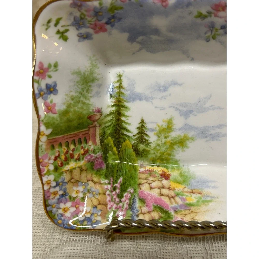 Royal Albert‎ Kentish Rockery Bone China Trinket Dish England Queen Mary Applied