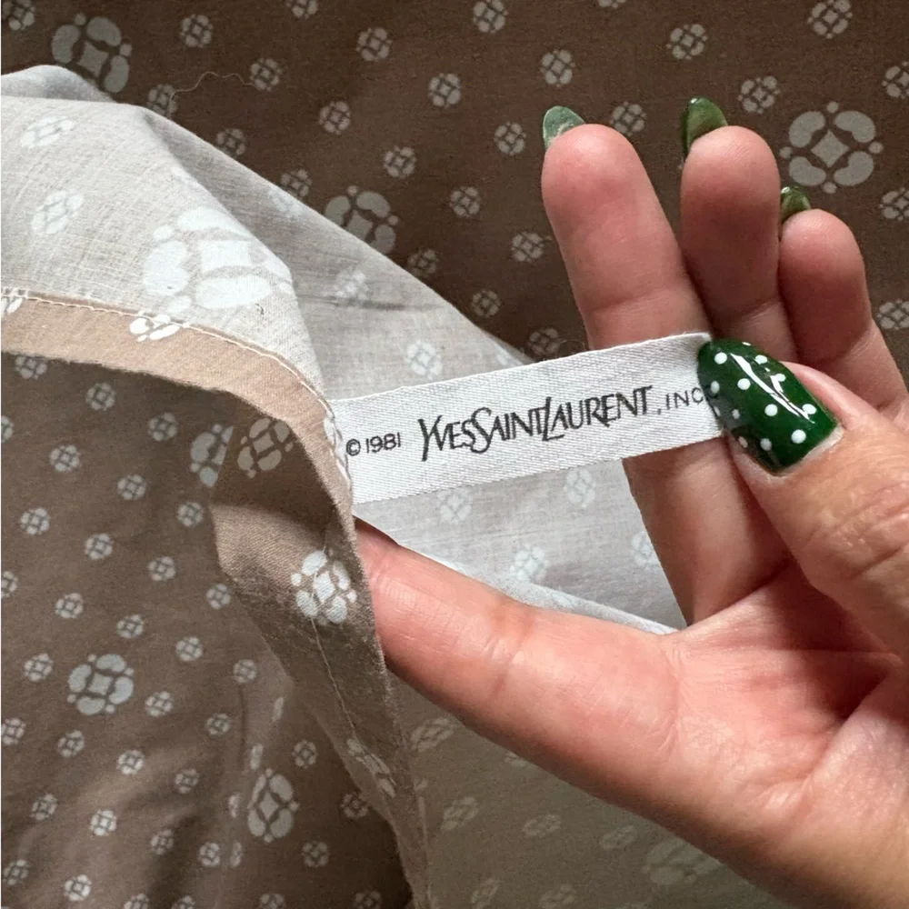 Yves Saint Laurent vtg vintage