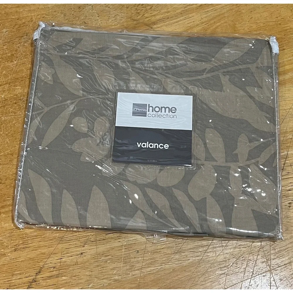 JCPenney‎ Home Collection Ohana Valance 80x16 Tan Brown Leaf Print 722-1676 NIP