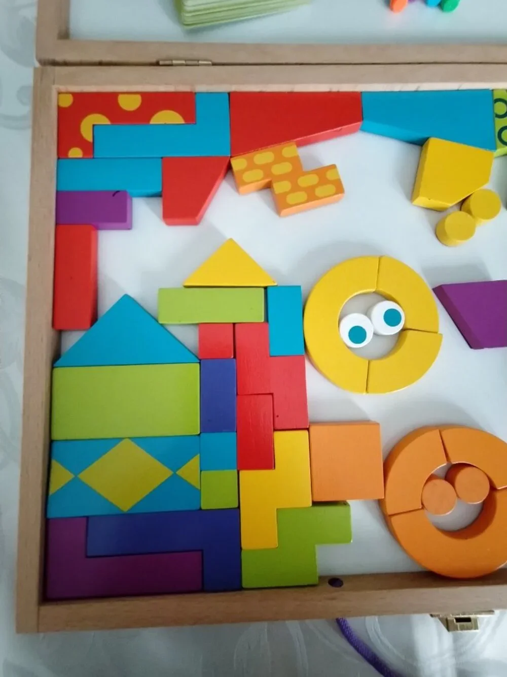 Mindware imagination magnets