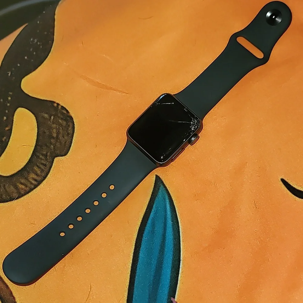 Non-Functioning Apple Watch‎ Series 3 iWatch Does Not Work!