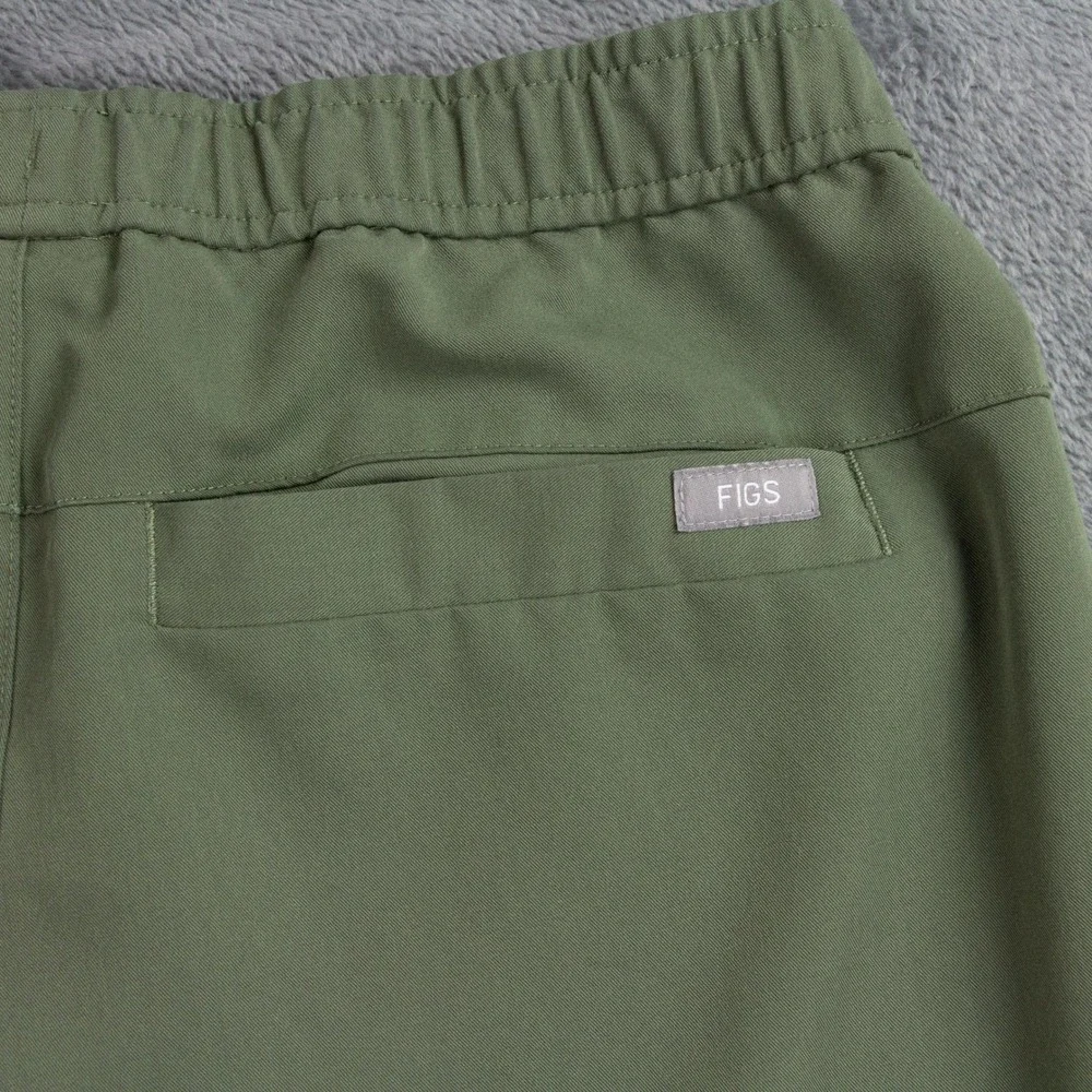 Figs exclusive waist small