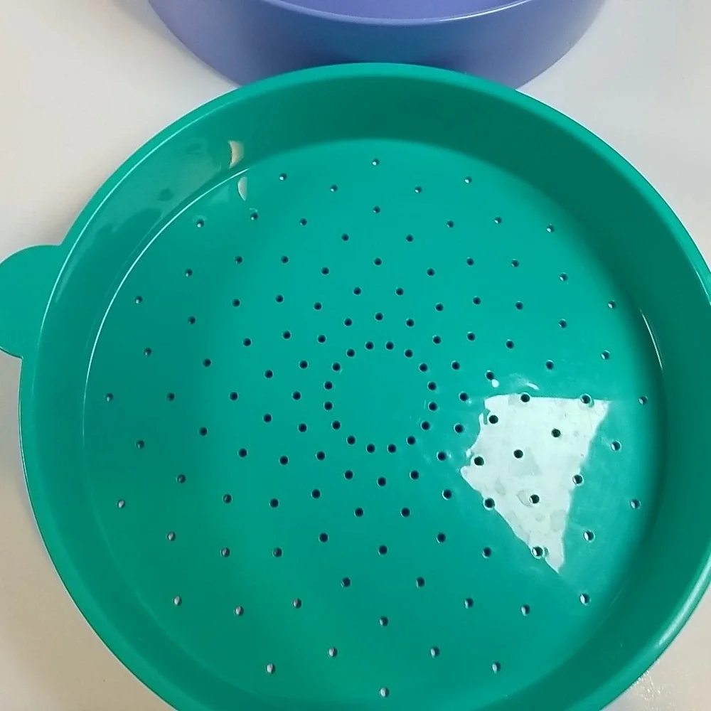 Tupperware part listing good