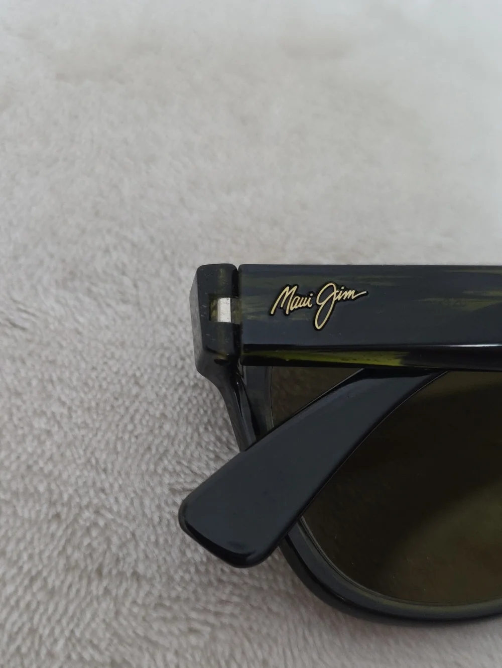 Maui Jim MJ730-15C Polarized Sunglasses Black Green Woodgrain 53-18-145