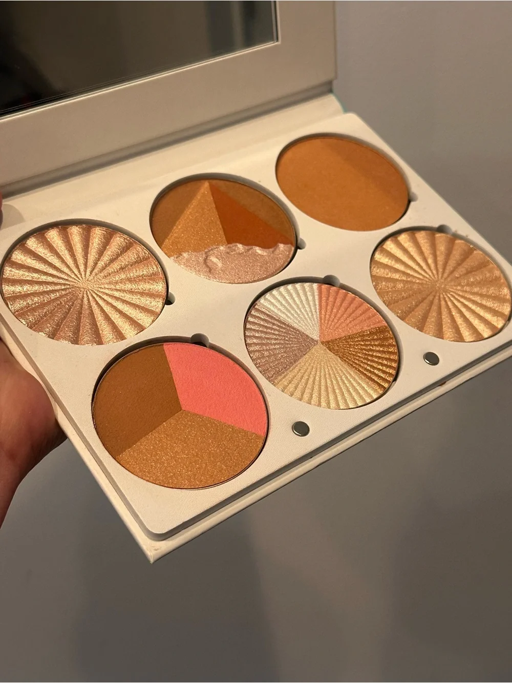 OFRA glow like