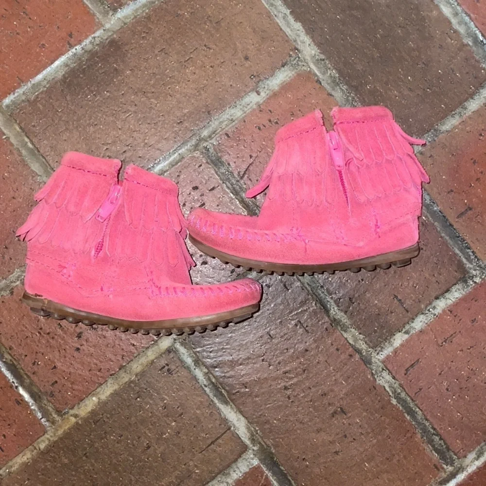 Minnetonka step out