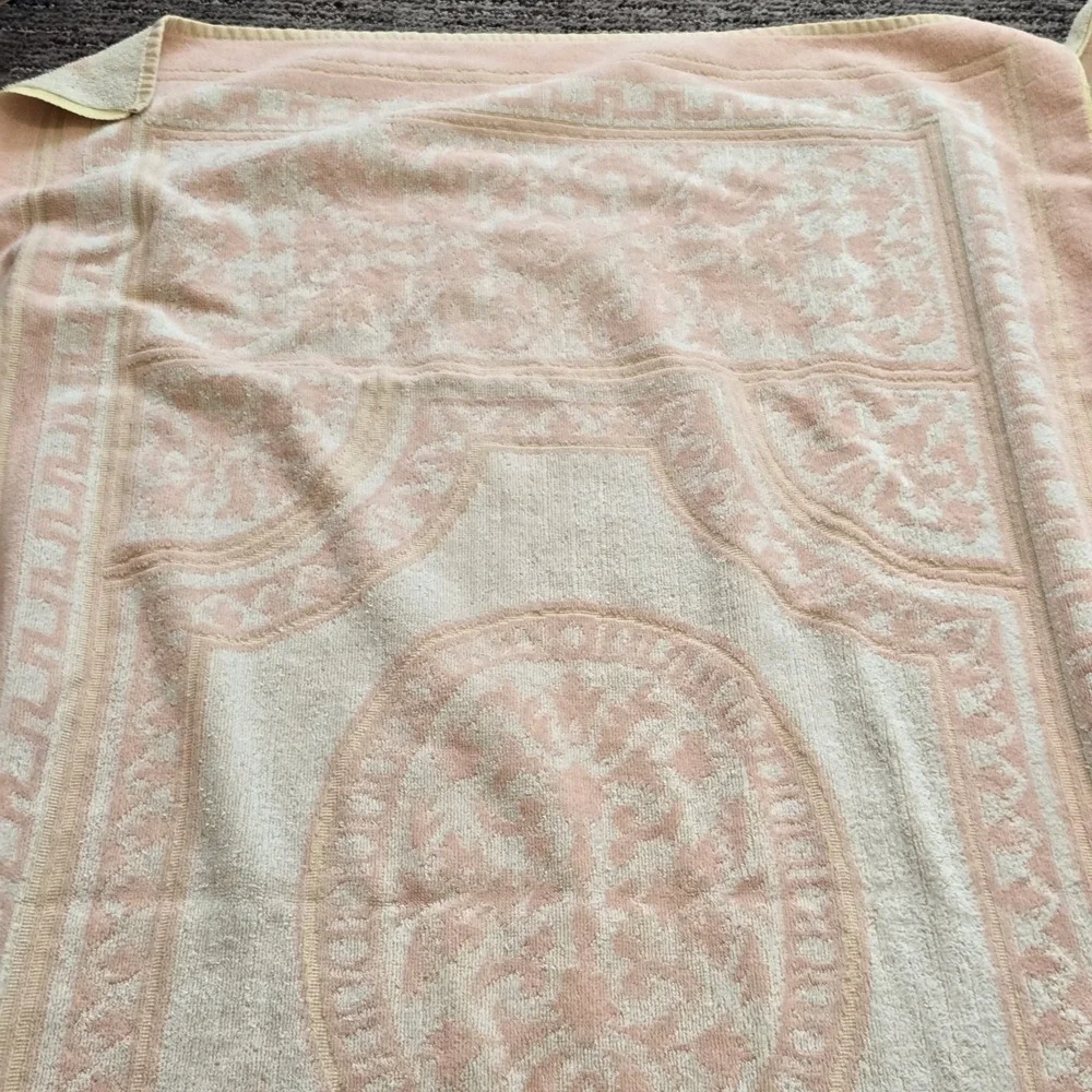 MCM adorable vintage